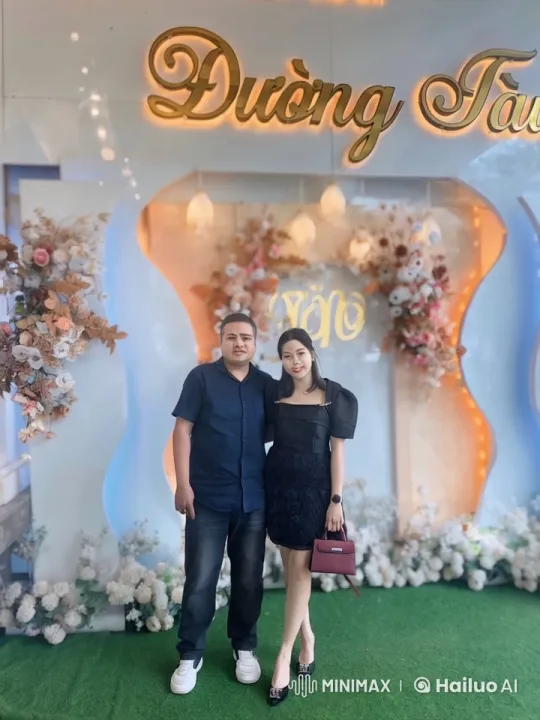 Couple Displays Impressive Kung Fu in Elegant Setting – AI Generated Video | Hailuo AI
