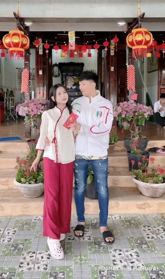 Traditional Chinese New Year Celebration with Kung Fu Display – AI Generated Video | Hailuo AI