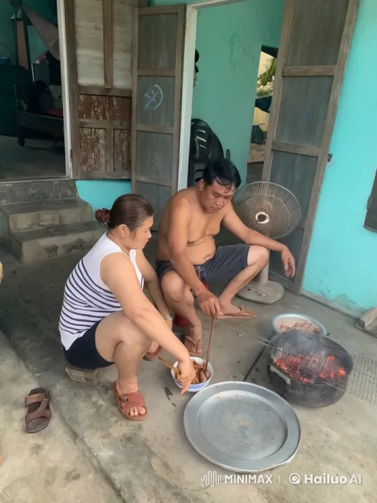 Couples' Kung Fu Fight Amidst Rustic Cooking Scene – AI Generated Video | Hailuo AI