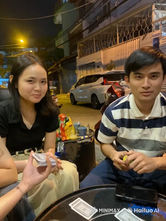 Streetlight Gatherers Balance Cards and Martial Arts – AI Generated Video | Hailuo AI