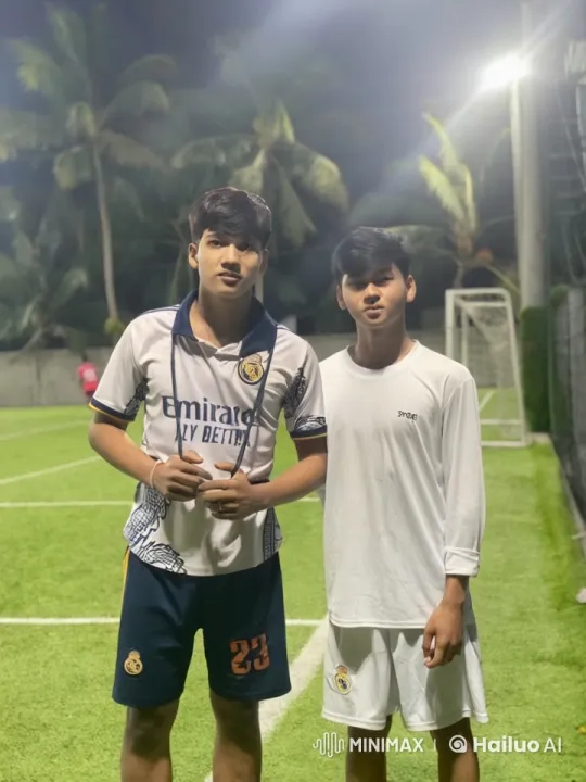 Nighttime Kung Fu Sparring on a Football Field – AI Generated Video | Hailuo AI