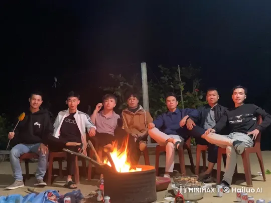 Night Campfire Gathering with Martial Arts Display – AI Generated Video | Hailuo AI