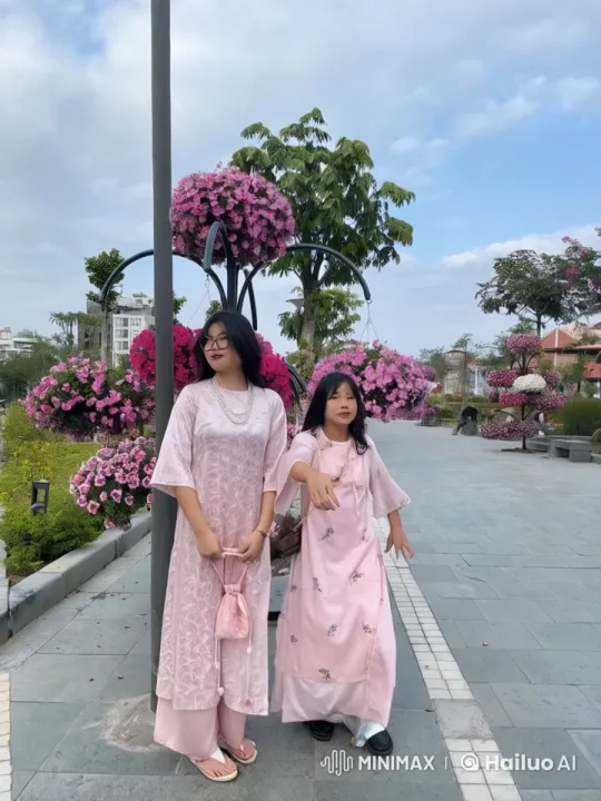 Traditional Kung Fu Display in Scenic Park Setting – AI Generated Video | Hailuo AI