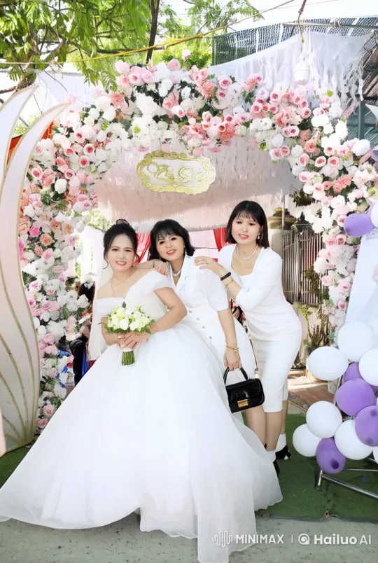 Wedding Kungfu: Elegant Bride & Friends in Live2D Animated Fight – AI Generated Video | Hailuo AI