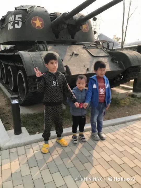 Children Practicing Kung Fu in Front of a Tank – AI Generated Video | Hailuo AI