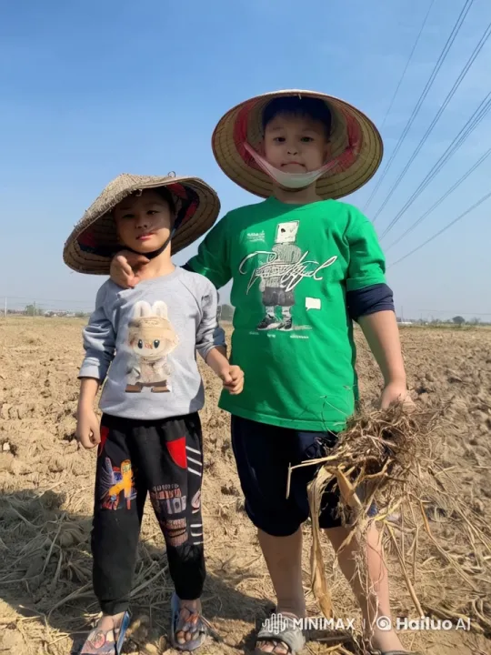 Children Display Martial Arts Skills in Rural Setting – AI Generated Video | Hailuo AI