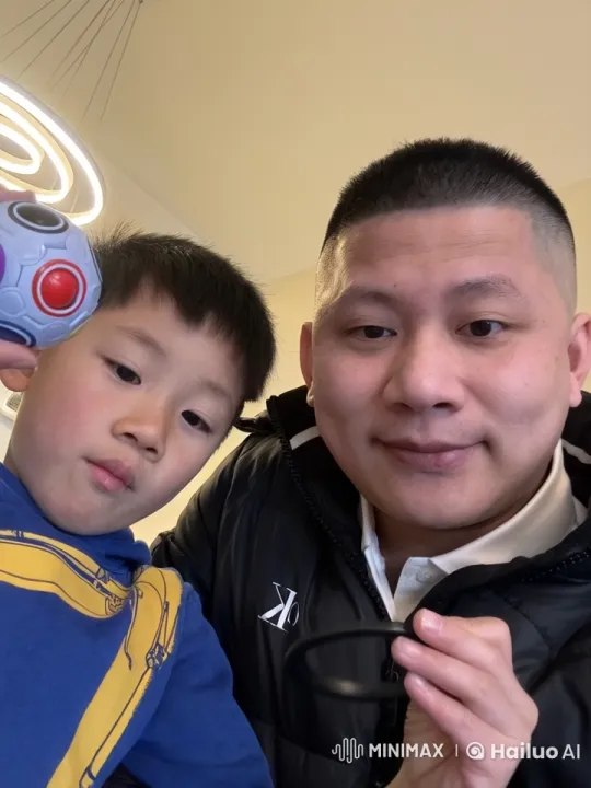 Father and Child Engage in Playful Kung Fu Battle – AI Generated Video | Hailuo AI