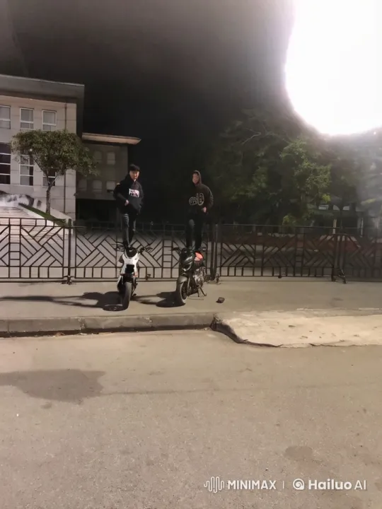 Martial Artists Perform Dynamic Stunts on Motorcycles – AI Generated Video | Hailuo AI