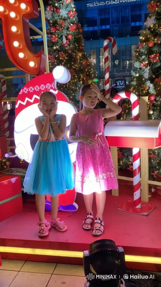 Festive Holiday Girls on Stage with Christmas Decor – AI Generated Video | Hailuo AI