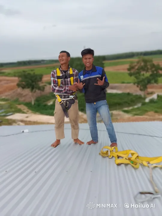 Martial Arts Display on Rural Roofscape – AI Generated Video | Hailuo AI