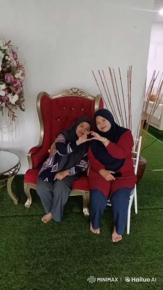 Two Hijabi Women Engage in Kung Fu Battle on Ornate Chair – AI Generated Video | Hailuo AI