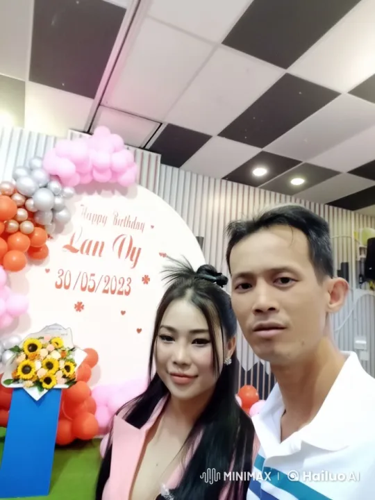 Happy Birthday Celebration with Balloons and Sunflowers – AI Generated Video | Hailuo AI