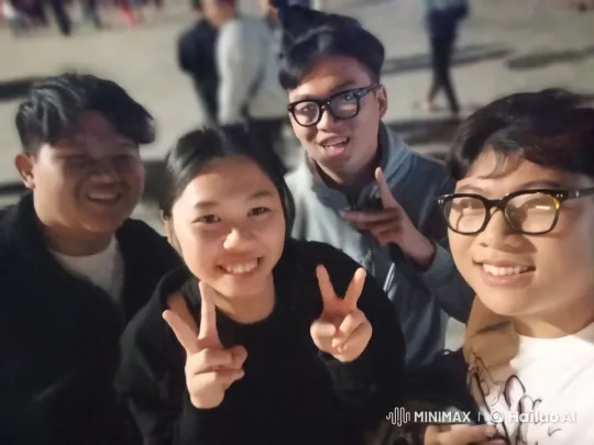 Four Friends Displaying Kung Fu Skills Outdoors – AI Generated Video | Hailuo AI