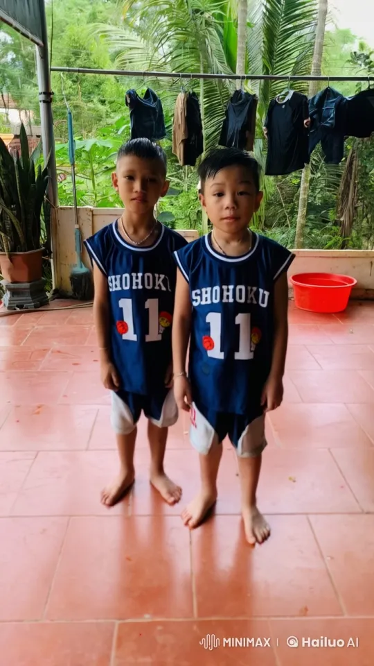Boys in Blue Jerseys Engage in Playful Martial Arts Sparring – AI Generated Video | Hailuo AI