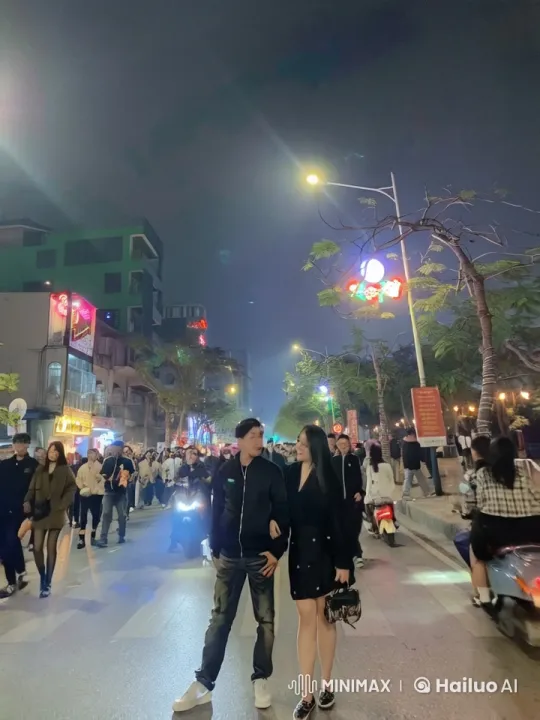 Casual Stylish Duo Engages in Intense Street Kung Fu – AI Generated Video | Hailuo AI