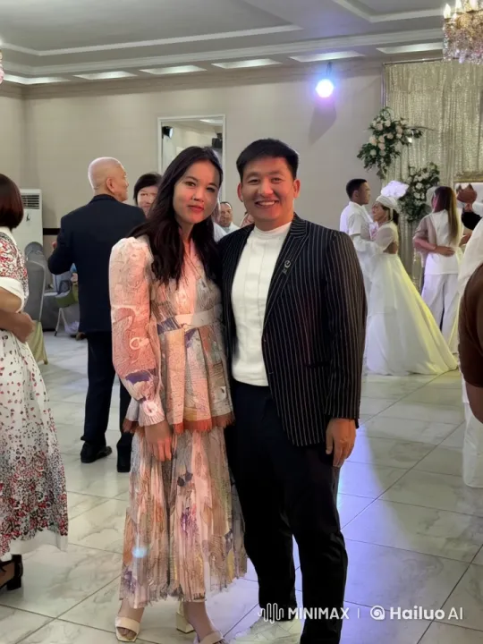 Elegant Kung Fu Display at Formal Event Hall – AI Generated Video | Hailuo AI