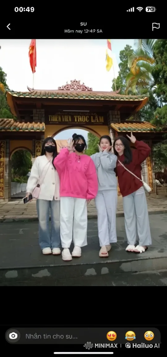 Women Pose Cheerfully at the Entrance of Thiên Viện Trúc Lâm – AI Generated Video | Hailuo AI