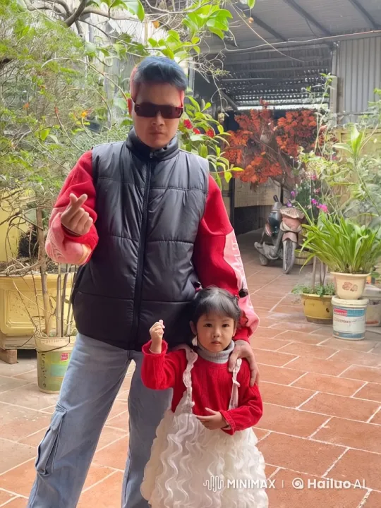Father-Daughter Kungfu Display in Rustic Setting – AI Generated Video | Hailuo AI