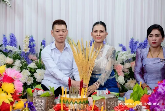 Intense Kung Fu Battle in Decorated Ceremony Room – AI Generated Video | Hailuo AI