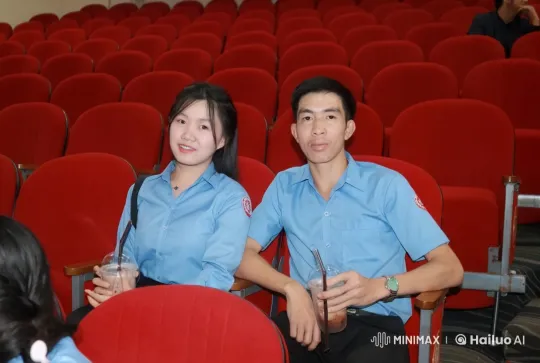 Kung Fu Practitioners Display Agility in Empty Auditorium – AI Generated Video | Hailuo AI