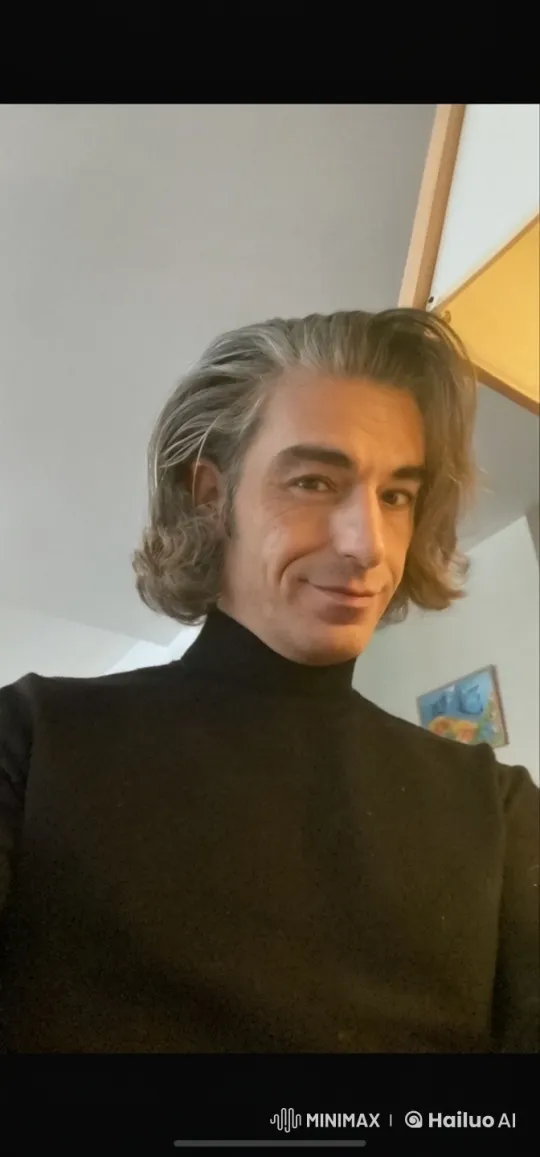Man with Gray Hair and Lara Croft Walk Through NYC – AI Generated Video | Hailuo AI