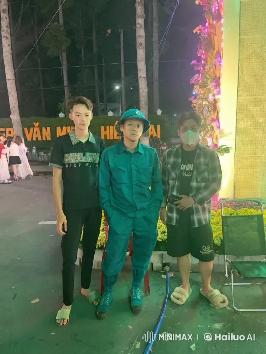 Young Men Practice Kungfu on Festive Night Street – AI Generated Video | Hailuo AI