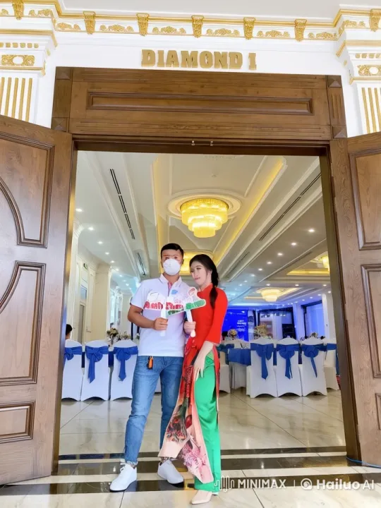Kung Fu Display in Luxurious 'DIAMOND I' Banquet Hall – AI Generated Video | Hailuo AI