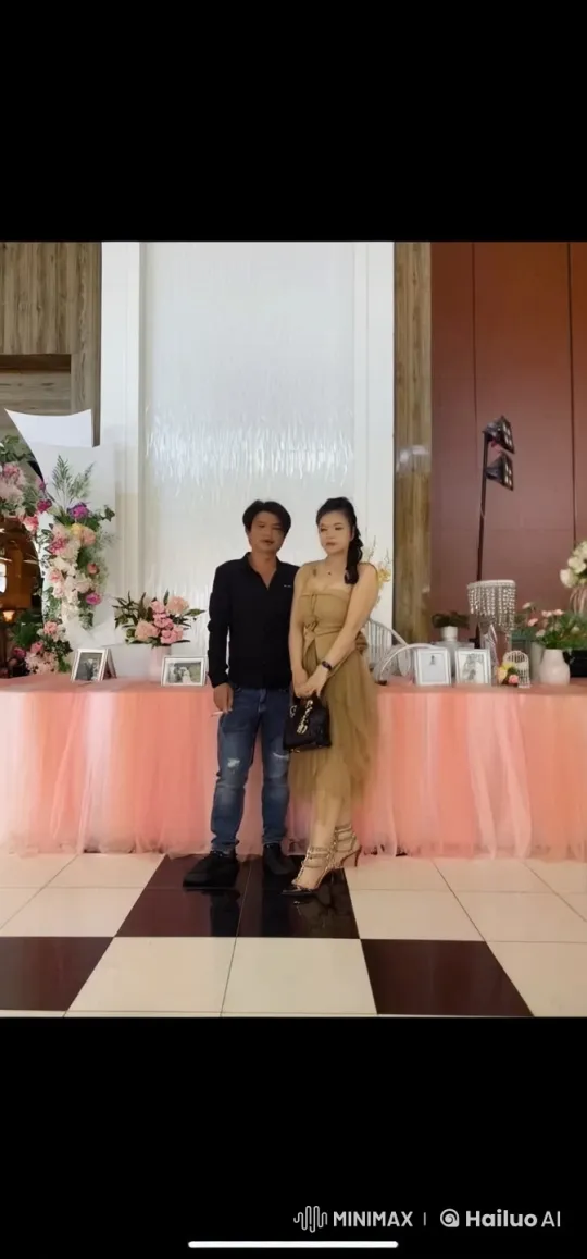Couple Performs Wing Chun Kung Fu in Elegant Setting – AI Generated Video | Hailuo AI