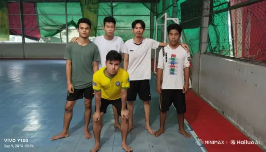 Live2D Martial Arts Performance in Sports Hall – AI Generated Video | Hailuo AI
