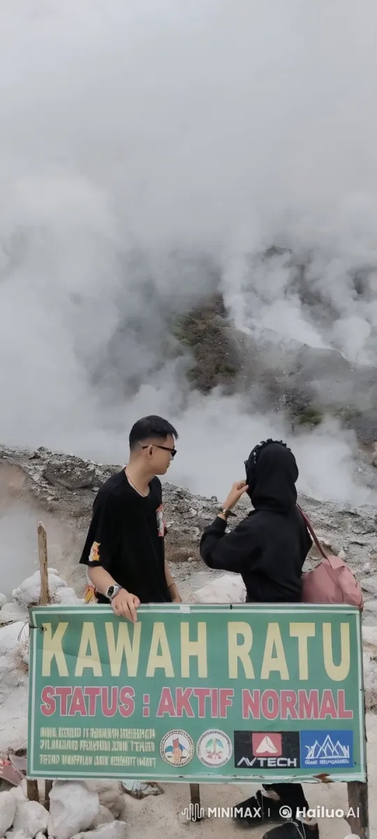 Kung Fu Fight Amidst Volcanic Steam at Kawah Ratu – AI Generated Video | Hailuo AI