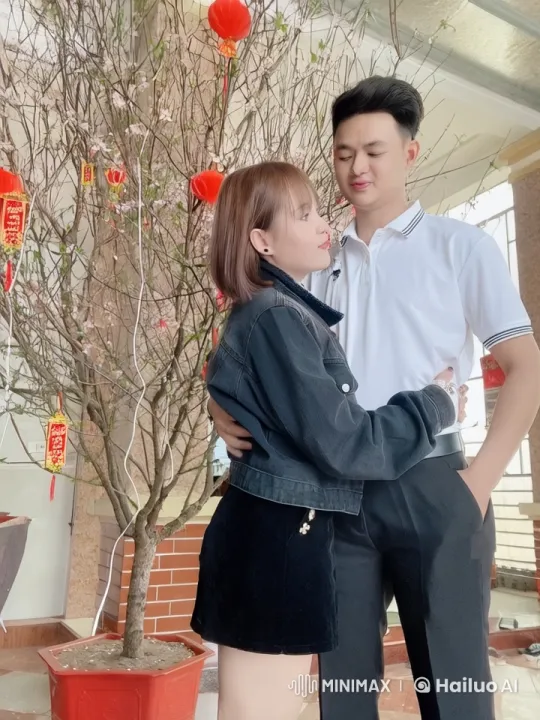 Couple Demonstrates Synchronized Kung Fu Skills – AI Generated Video | Hailuo AI
