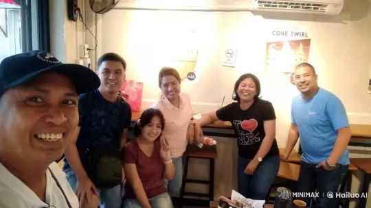 Friends Surprisingly Showcase Impromptu Kung Fu in Cafe – AI Generated Video | Hailuo AI