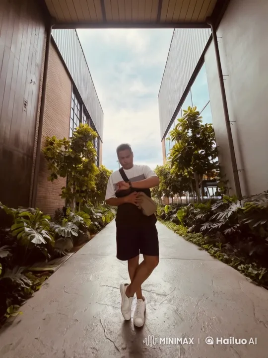 Kung Fu Mastery in Tranquil Modern Setting – AI Generated Video | Hailuo AI