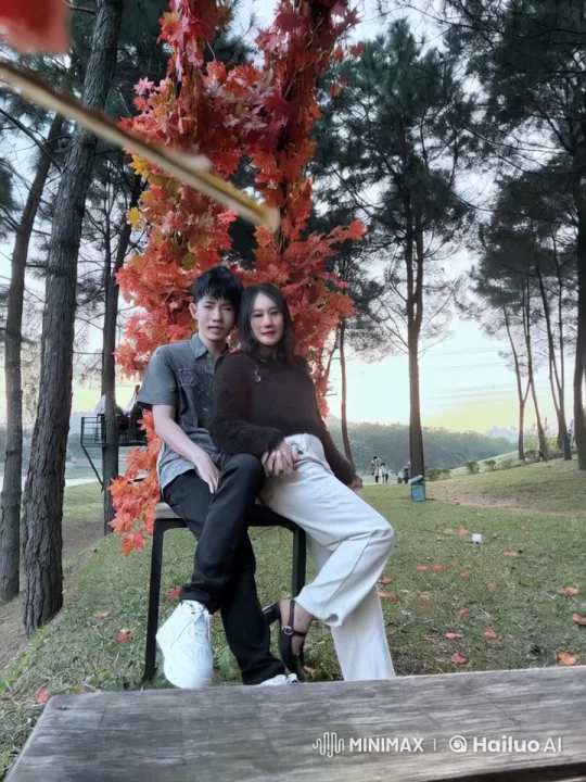Couple Showcases Kungfu in Tranquil Autumn Park – AI Generated Video | Hailuo AI