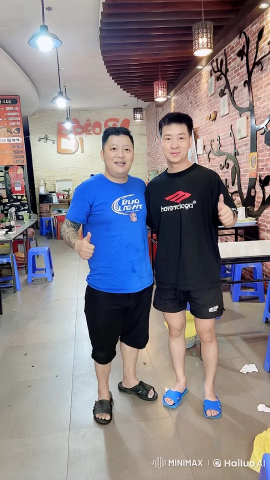 Casual Diners Transform into Martial Arts Masters – AI Generated Video | Hailuo AI