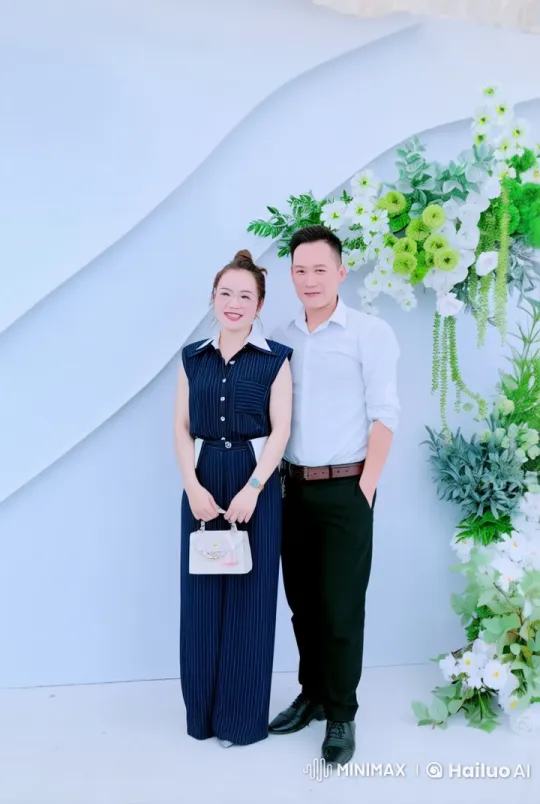 Couple's Tense Confrontation in Elegant Setting – AI Generated Video | Hailuo AI