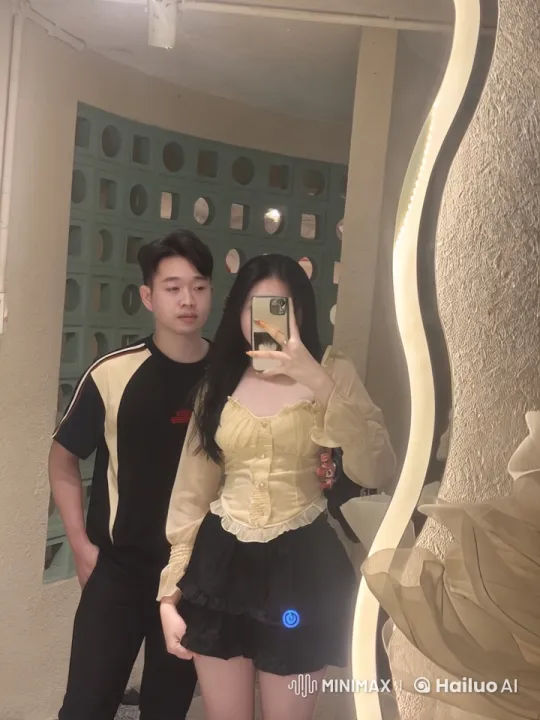 Couple Performing Synchronized Martial Arts – AI Generated Video | Hailuo AI