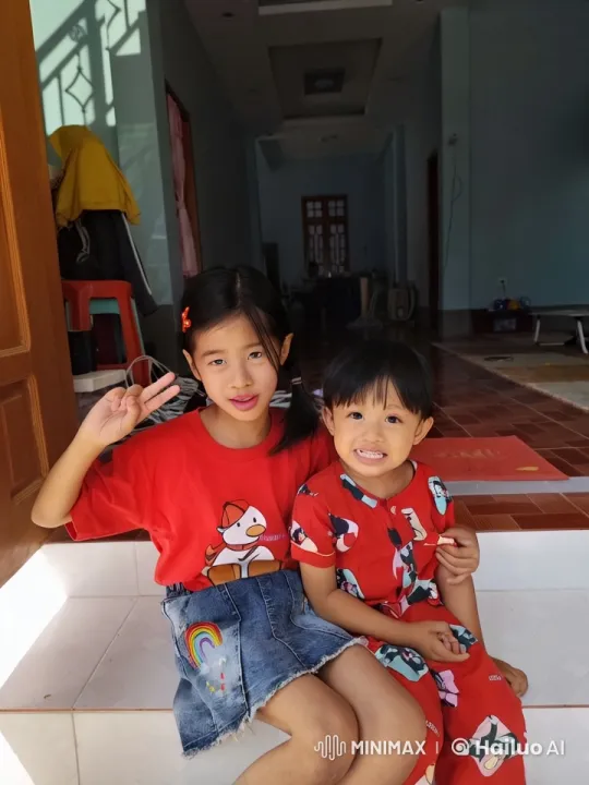 Children's Playful Kung Fu Fight in Colorful Home – AI Generated Video | Hailuo AI