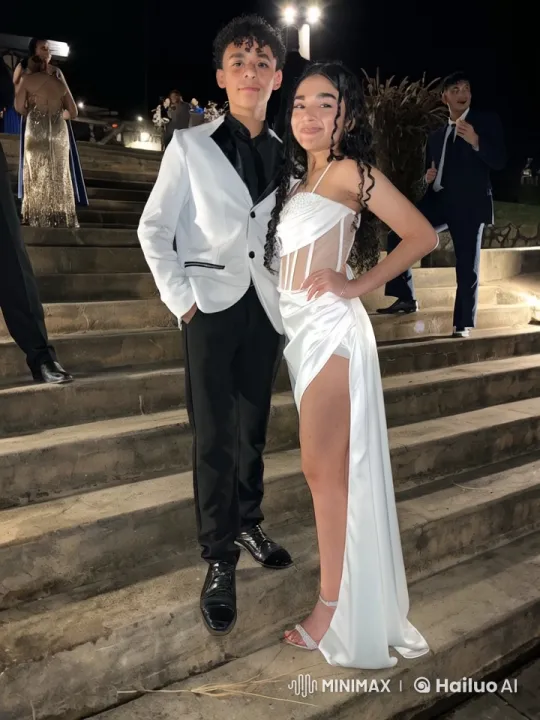 Young Couple Shares Intimate Kiss at Elegant Night Event – AI Generated Video | Hailuo AI