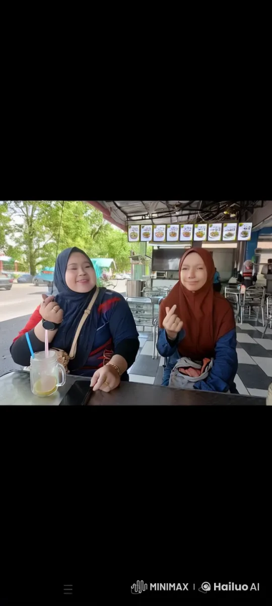 Girls' Playful Fight in Café with Dramatic Kicks – AI Generated Video | Hailuo AI