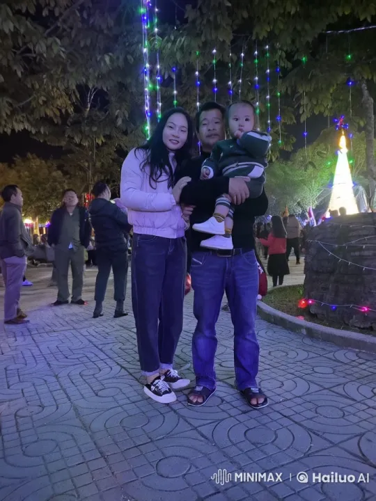 Festive Park Kungfu Battle with Family – AI Generated Video | Hailuo AI