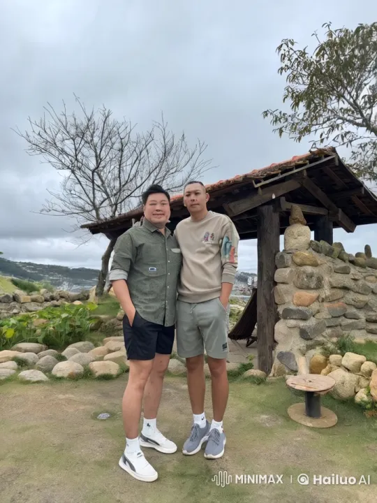 Kung Fu Masters Displaying Skills in Scenic Outdoor Setting – AI Generated Video | Hailuo AI