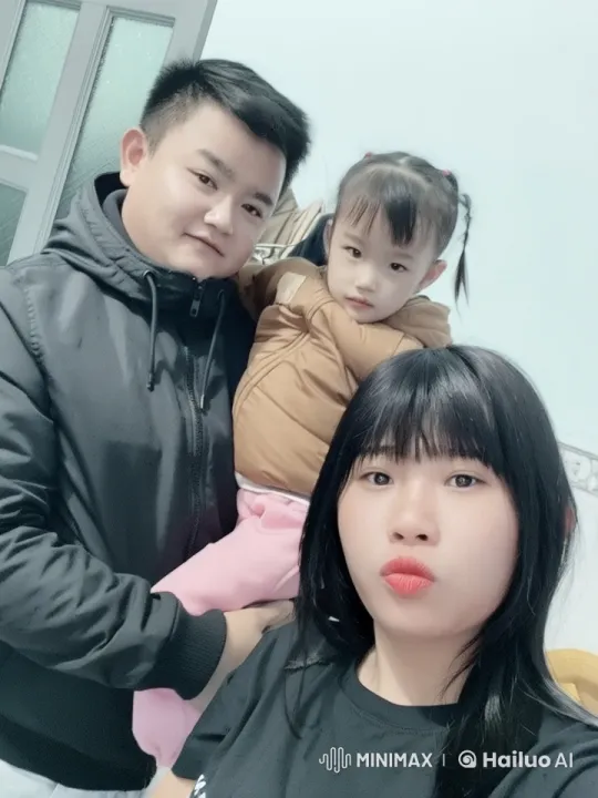 Family Transforms into Martial Artists in Live2D Animation – AI Generated Video | Hailuo AI