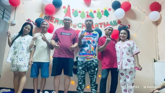 Christmas Party Kung Fu Fight – AI Generated Video | Hailuo AI