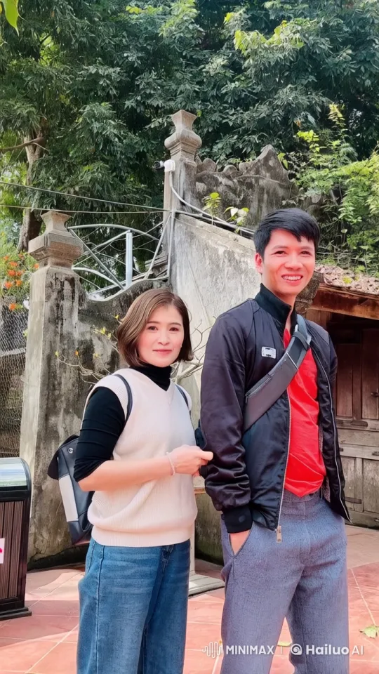 Couple Practicing Kung Fu in Scenic Setting – AI Generated Video | Hailuo AI