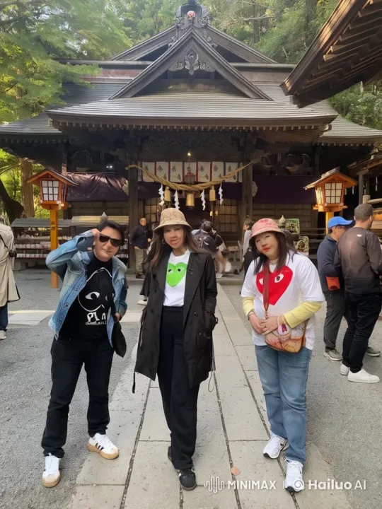 Japanese Temple Kung Fu Battle with Dynamic Choreography – AI Generated Video | Hailuo AI