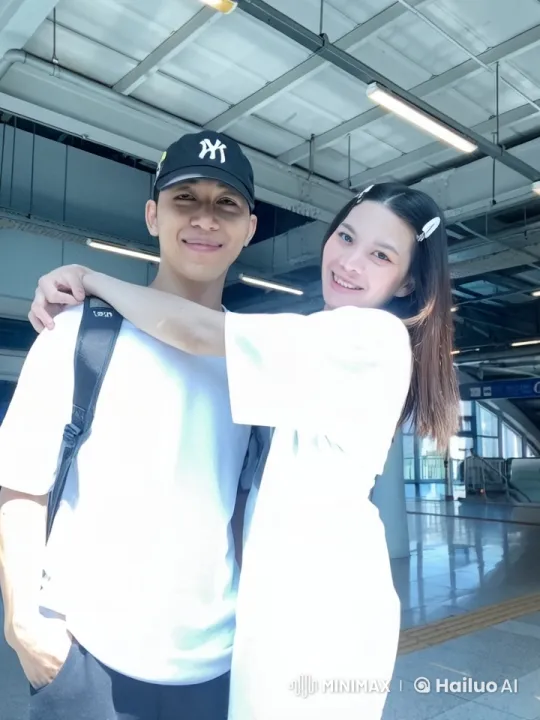 Kung Fu Fight at Train Station: Graceful Combat – AI Generated Video | Hailuo AI