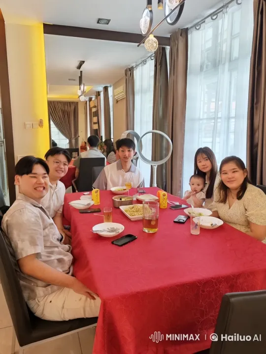 Elegant Restaurant Turned Kungfu Battlefield – AI Generated Video | Hailuo AI