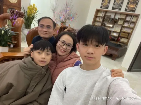 Cheerful Living Room Kung Fu Display – AI Generated Video | Hailuo AI