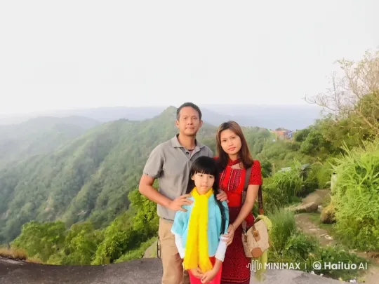 Family Performs Kung Fu on Mountain Viewpoint – AI Generated Video | Hailuo AI